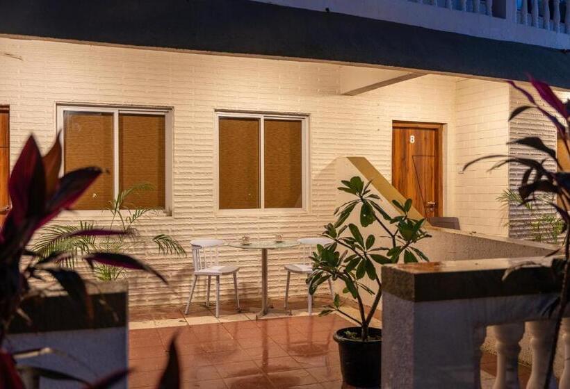 غرفة قياسية, Sol By Souzagad