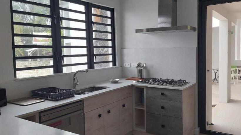 Апартаменты 2 Спальни, Canari Waterfront Villas