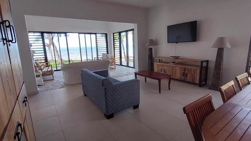 Апартаменты 2 Спальни, Canari Waterfront Villas