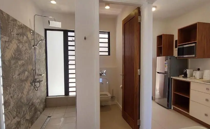 اتاق استاندارد با چشمانداز دریا, Canari Waterfront Villas