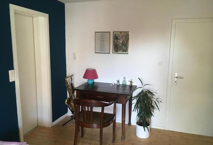 Апартаменты 1 Спальня с Балконом, Charmante Unterkunft Ohne Küche In Niestetal Bei Kassel
