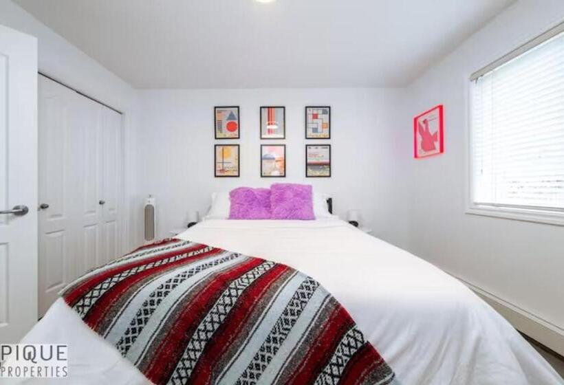 דירת שני חדרים, The Neon Palace   Kingbed   Fireplace   Netflix   Ug Park