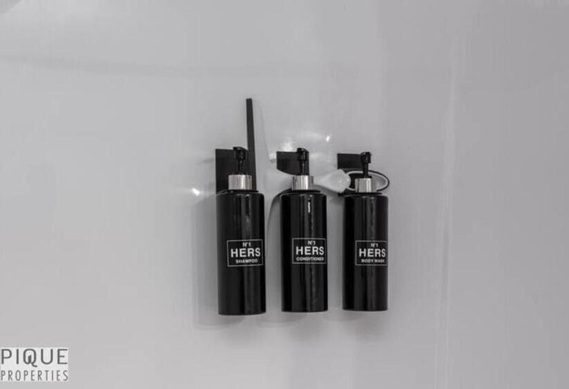 דירת שני חדרים, The Neon Palace   Kingbed   Fireplace   Netflix   Ug Park