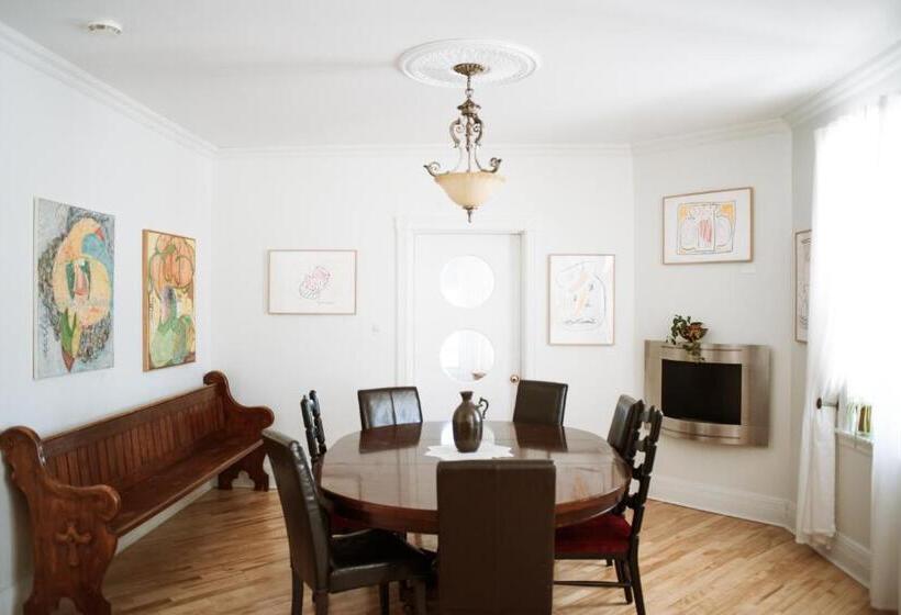 스탠다드 룸 공동 욕실, Auberge Incroyable