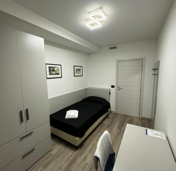 Standard Einzelzimmer Geteiltes Bad, Giagi B&b