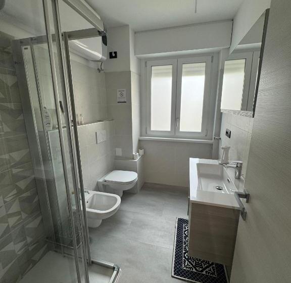 Standard Einzelzimmer Geteiltes Bad, Giagi B&b