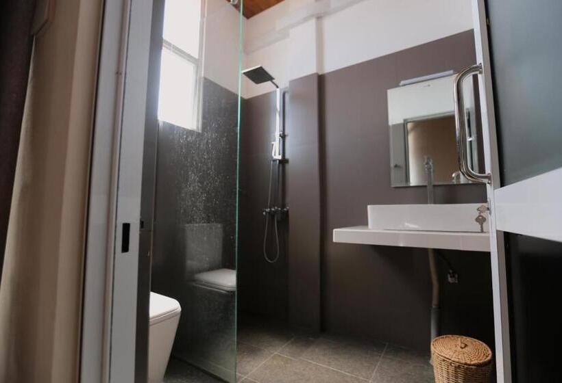 Standard Trippelrum med Balkong, Coop Safari