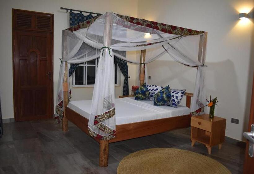 발코니 디럭스 룸, Kilimanjaro Accommodation