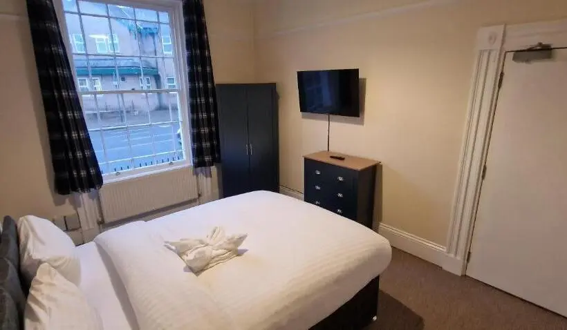 スタンダードルーム, Rooms In Wakefield City Centre