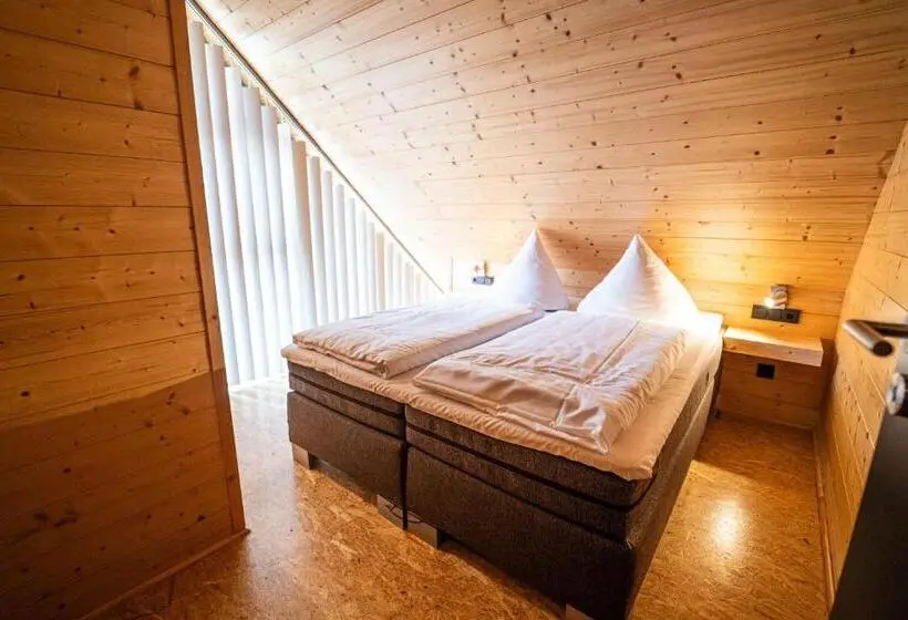 Talo 3 Makuuhuonetta, Feriendorf Wasserkuppe