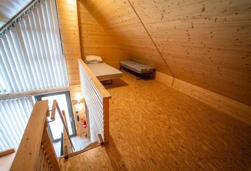 Talo 1 Makuuhuone, Feriendorf Wasserkuppe