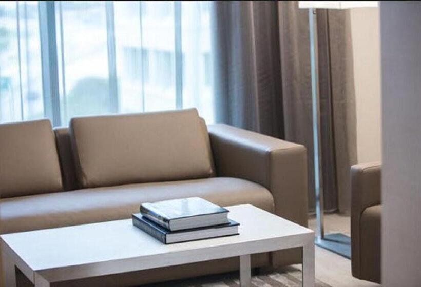 غرفة إدارية سرير كينج, Ac Hotel By Marriott San Jose Downtown