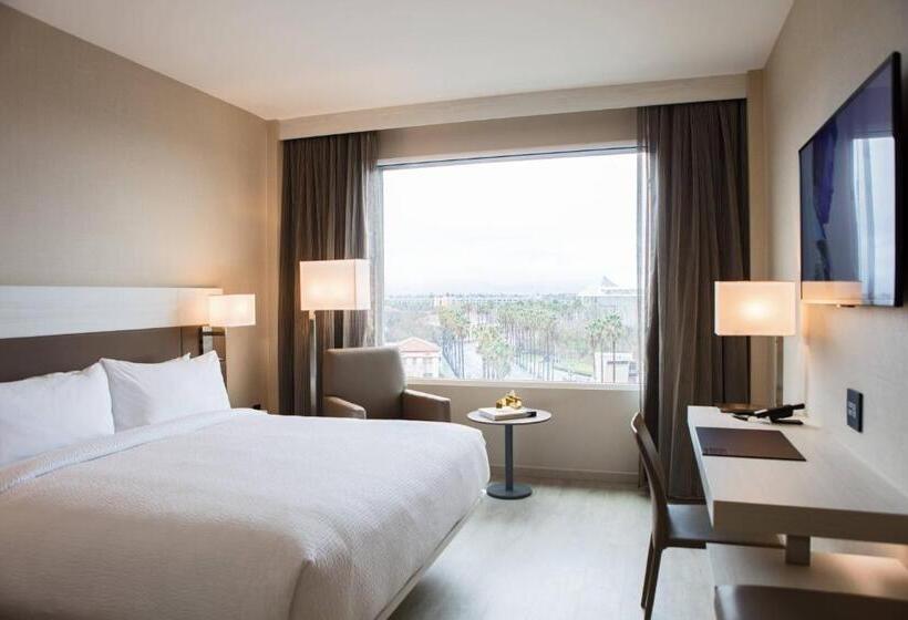 غرفة قياسية سرير كينج لذوى الإحتياجات الخاصة, Ac Hotel By Marriott San Jose Downtown