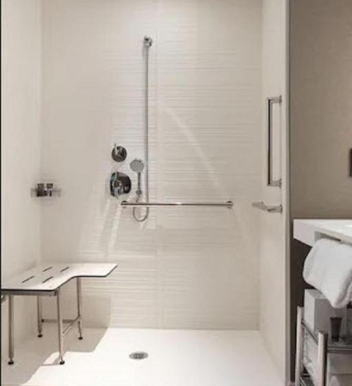 غرفة قياسية سرير كينج لذوى الإحتياجات الخاصة, Ac Hotel By Marriott San Jose Downtown