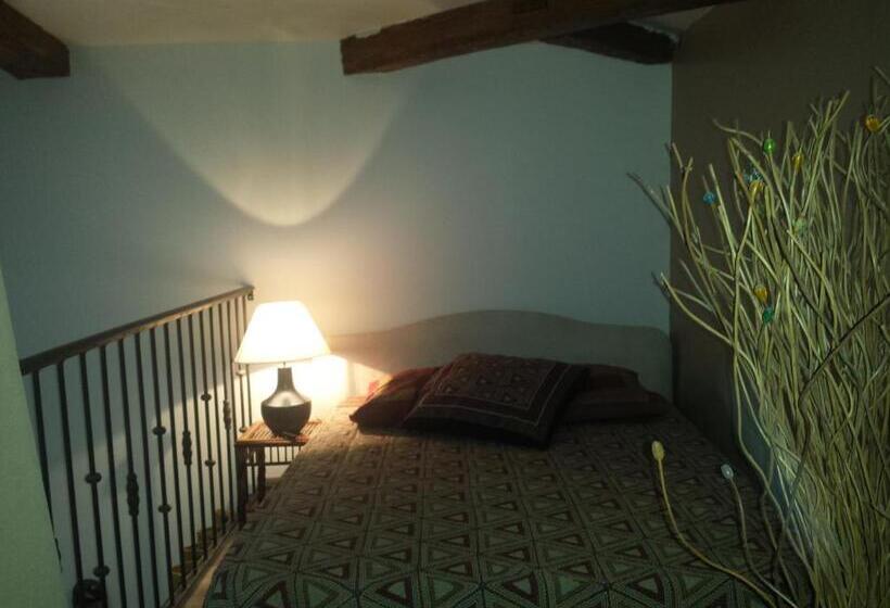 Семейный Номер, Le Clos D'any