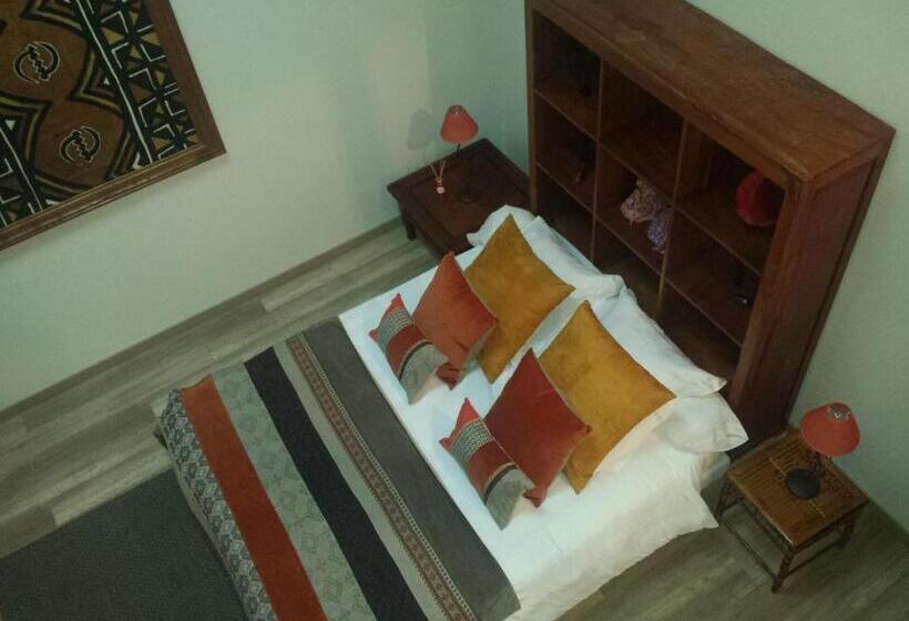 Семейный Номер, Le Clos D'any