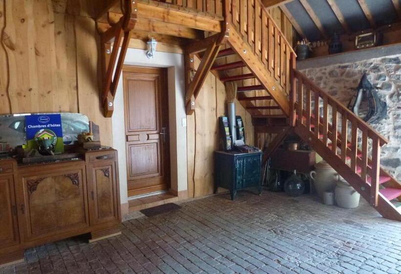 Номер Комфорт, Le Rocher Des Ducs, Vue Sur Montagne, Abris Voitures Et Motos