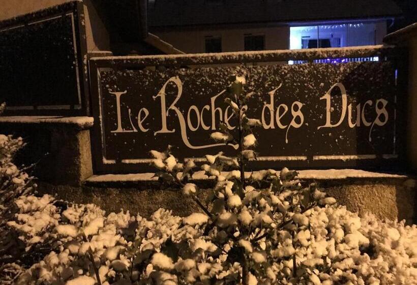 침실 2개 아파트, Le Rocher Des Ducs, Vue Sur Montagne, Abris Voitures Et Motos