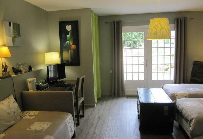 标准三人间, Manoir Desnachez