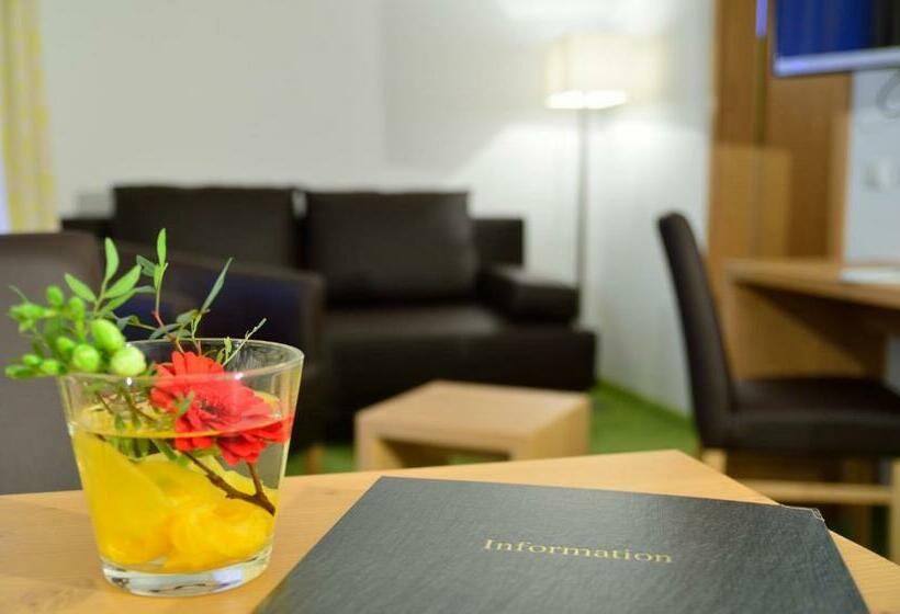 标准间带阳台, Burg Hotel Feldberg