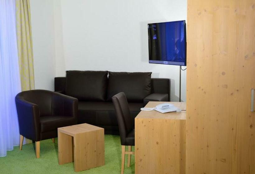 标准间带阳台, Burg Hotel Feldberg