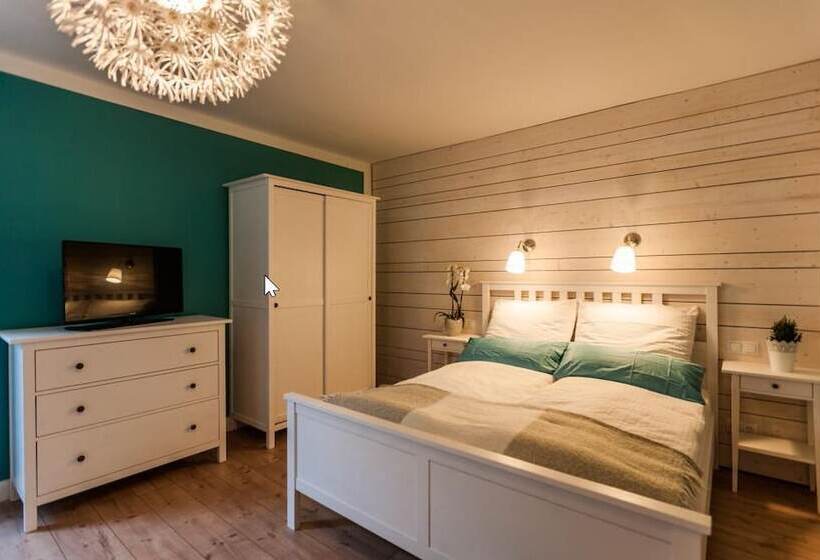 家庭间, Haus Am See B&b
