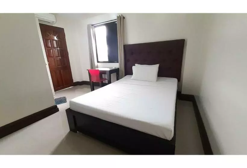 Deluxe-huone, Adelaida Pensionne