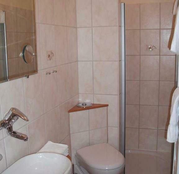 غرفة قياسية, Land Gut Hotel Dierks