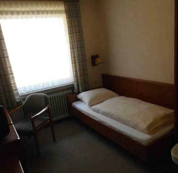 غرفة قياسية فردية, Land Gut Hotel Dierks