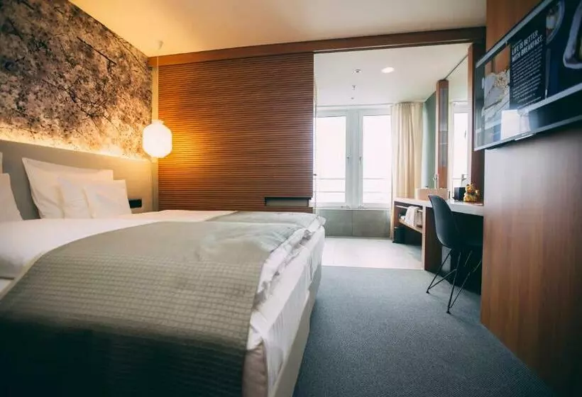 Standardzimmer, Me And All Hotel Dusseldorf, By Hyatt
