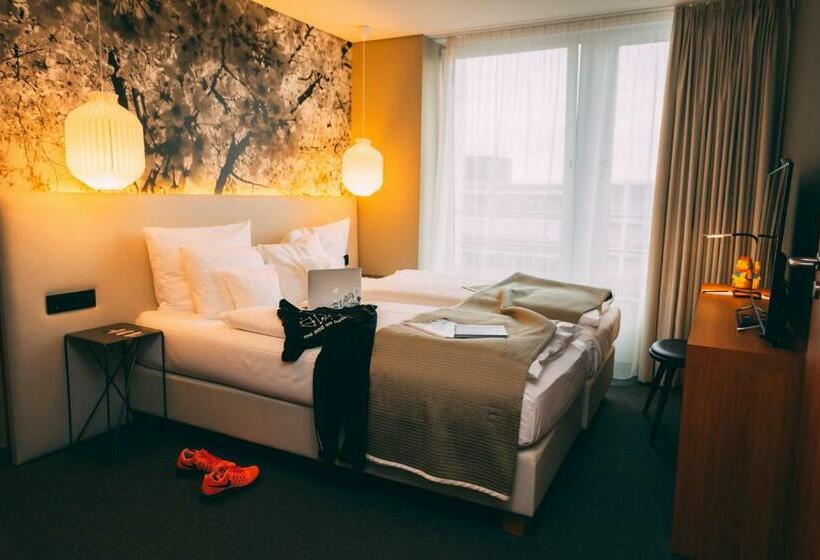 Standardzimmer, Me And All Hotel Dusseldorf, By Hyatt