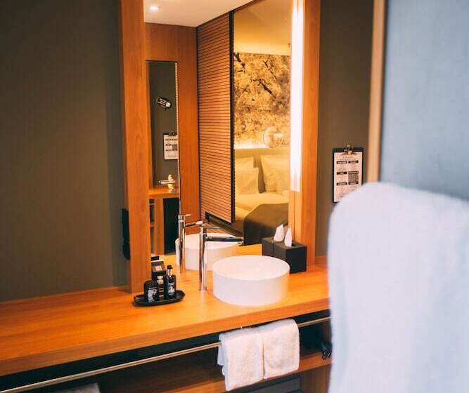Номер Deluxe Внутренний, Me And All Hotel Dusseldorf, By Hyatt