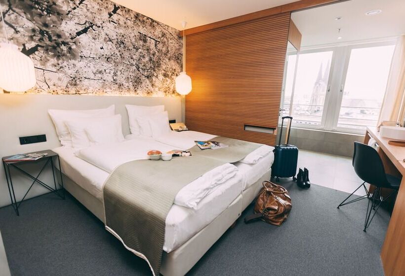 Deluxe Zimmer Stadtblick, Me And All Hotel Dusseldorf, By Hyatt