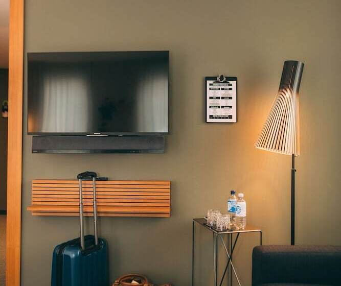 Deluxe Zimmer, Me And All Hotel Dusseldorf, By Hyatt