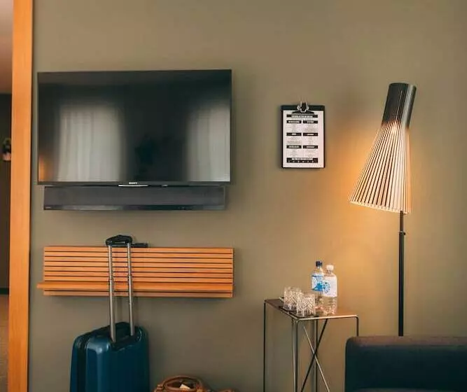 Deluxe Zimmer, Me And All Hotel Dusseldorf, By Hyatt