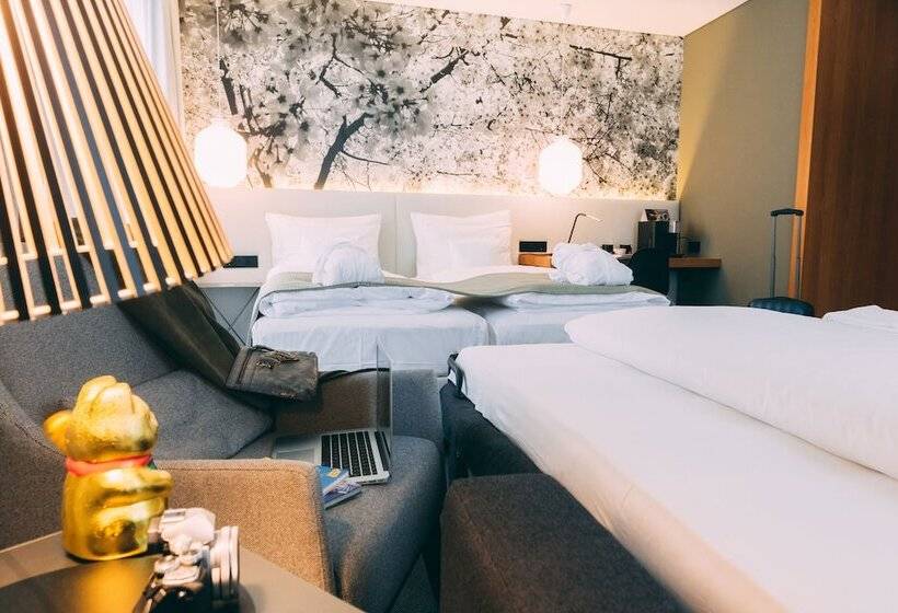 Deluxe Zimmer, Me And All Hotel Dusseldorf, By Hyatt