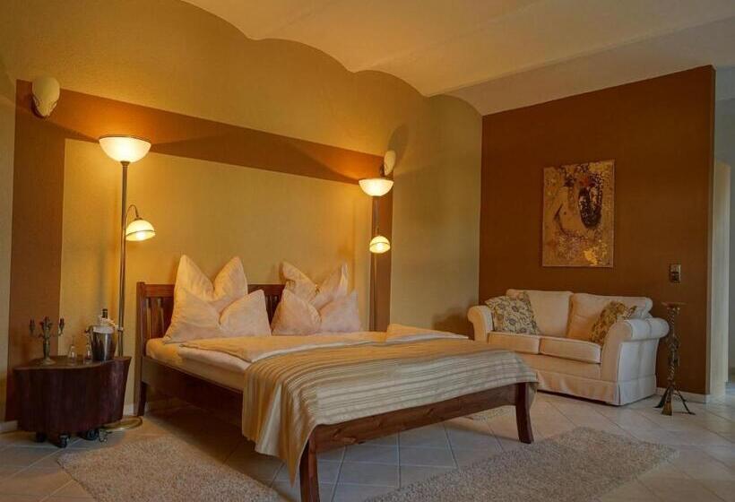 テラス付スーペリアルーム, Raminorca Ferienwohnung   Frühstück Kann Man Bei Uns Dazu Buchen