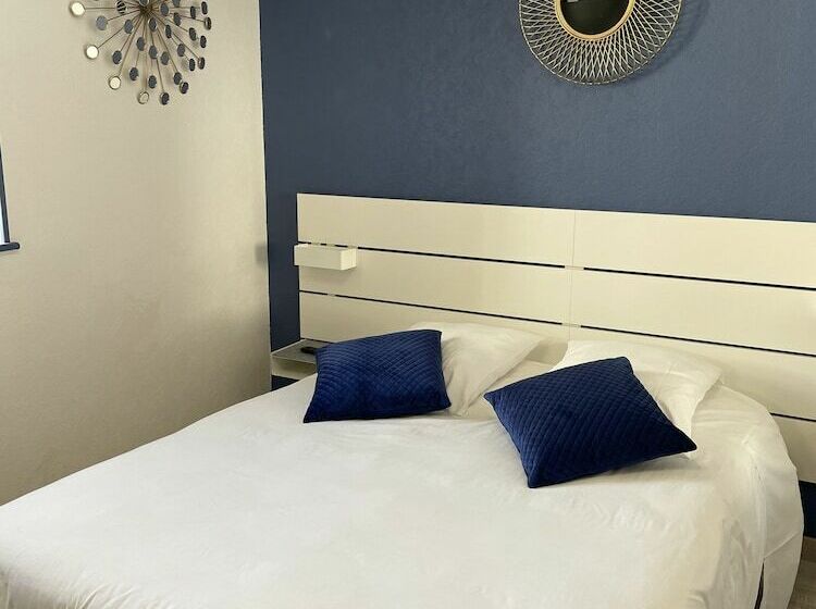 Номер Стандарт, Sarl Macarena