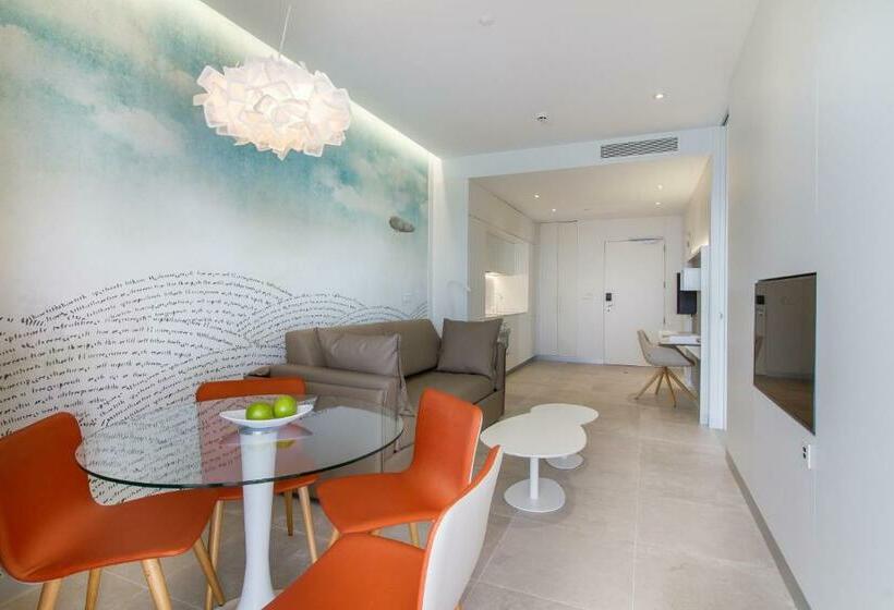 スイート, Estimar Calpe Suitopia