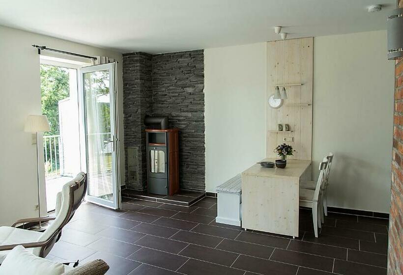 １ベッドルームアパートメント, Villameehr