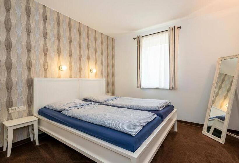 １ベッドルームアパートメント, Villameehr