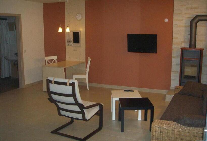 １ベッドルームアパートメント, Villameehr