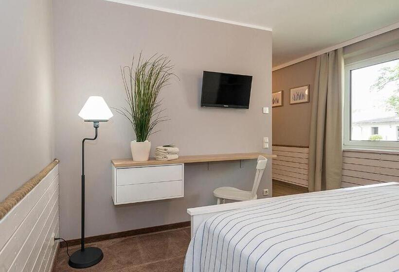 スタンダードスタジオ, Villameehr