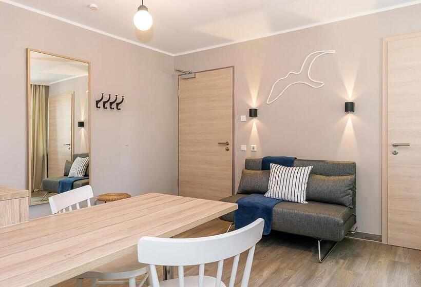 スタンダードスタジオ, Villameehr