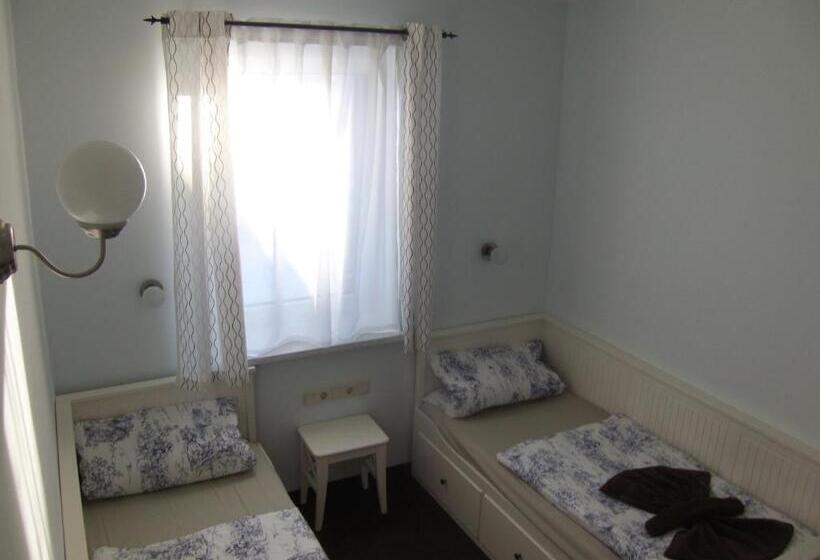 １ベッドルームアパートメント, Villameehr