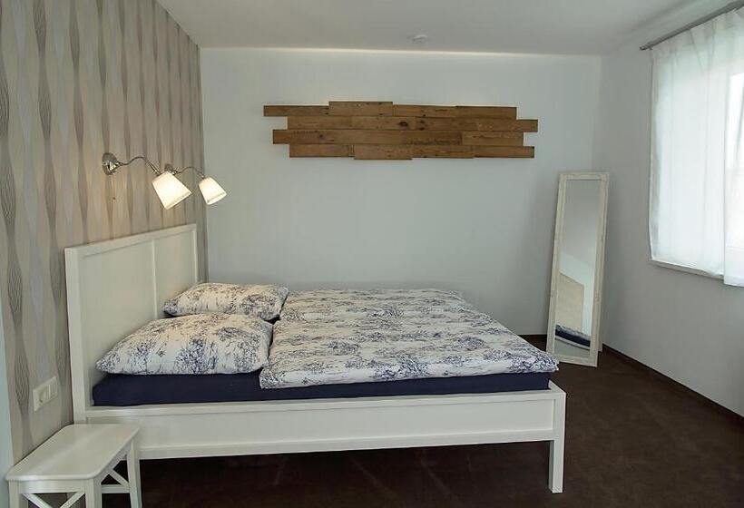 １ベッドルームアパートメント, Villameehr