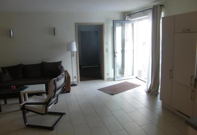 １ベッドルームアパートメント, Villameehr