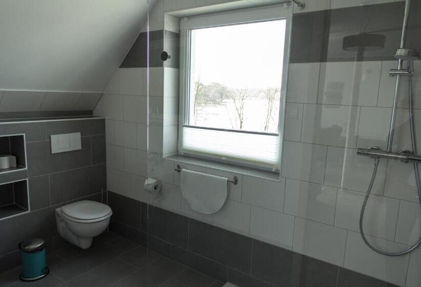 スーペリアールーム, Villameehr