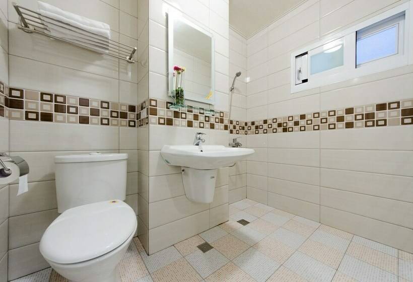 اتاق سوپریور چهار تخته, Heart Clear Good Homestay