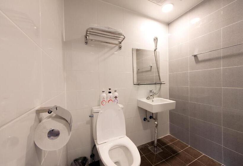 اتاق استاندارد سه نفره, K Grand Hotel Seoul